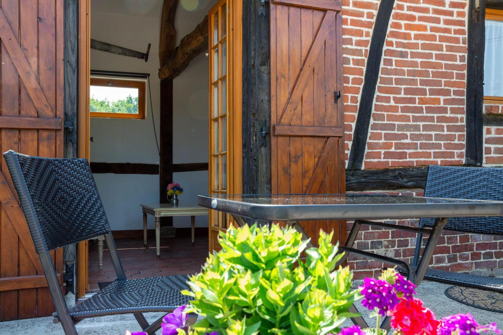 L'Etape Normande Bed & Breakfast Montroty  Ngoại thất bức ảnh